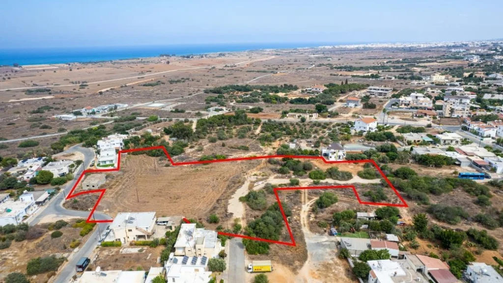 13,376m² Plot for Sale in Deryneia, Famagusta District