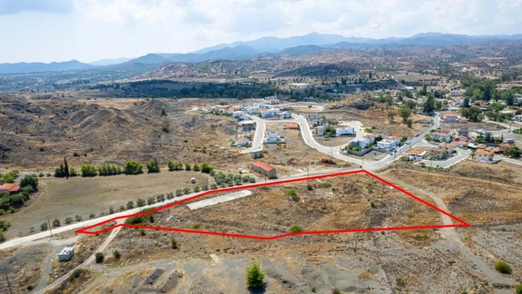 11,295m² Plot for Sale in Analiontas (Kataliontas), Nicosia District