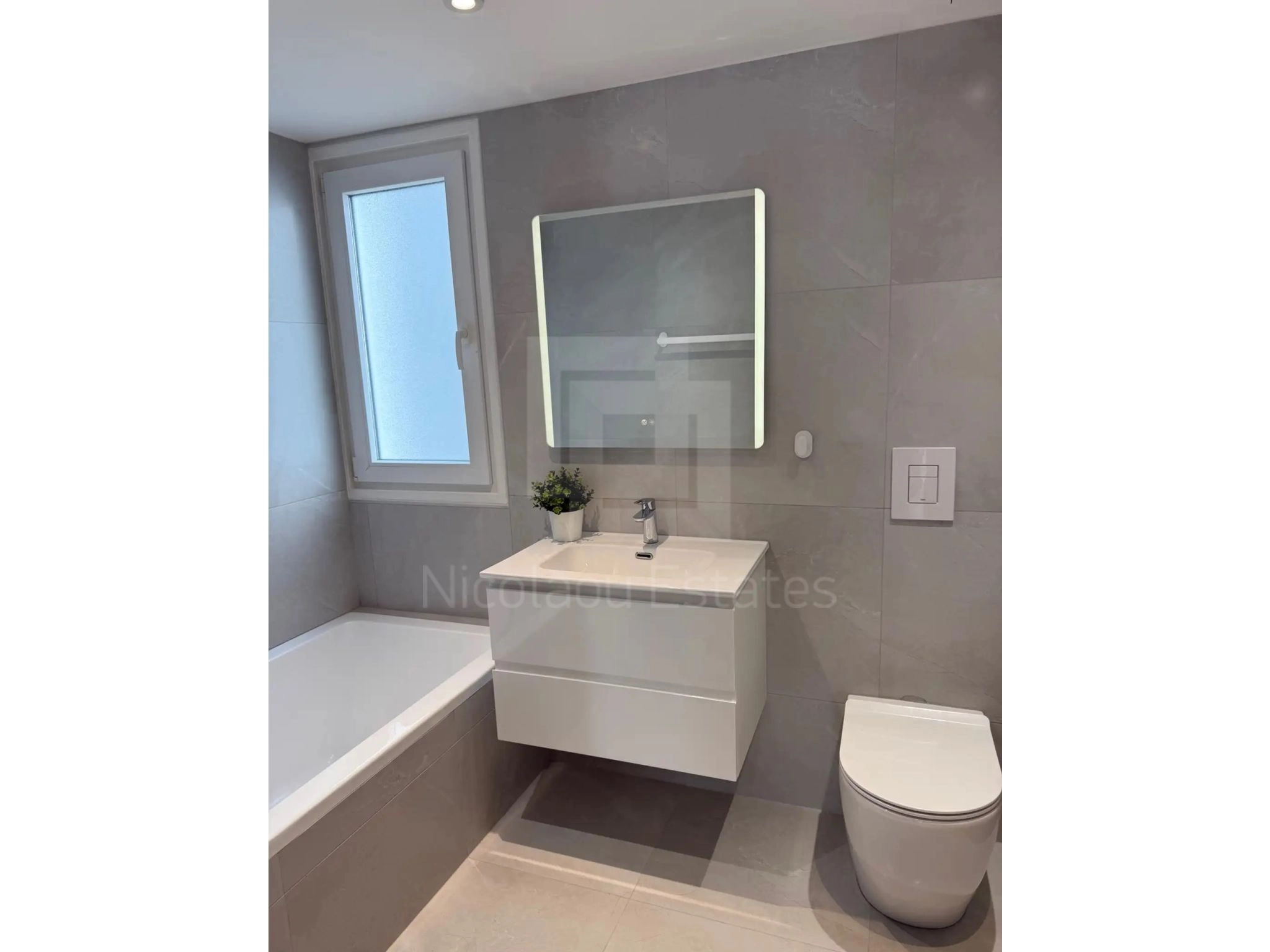 2 Bedroom Apartment for Sale in Limassol District