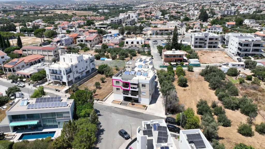2 Bedroom Apartment for Sale in Kolossi, Limassol District