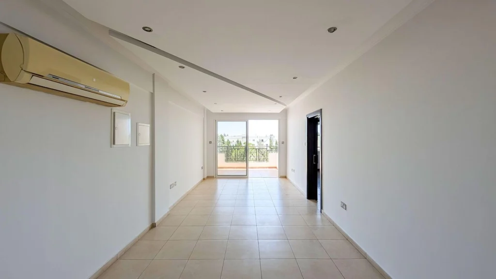 2 Bedroom Apartment for Sale in Kolossi, Limassol District