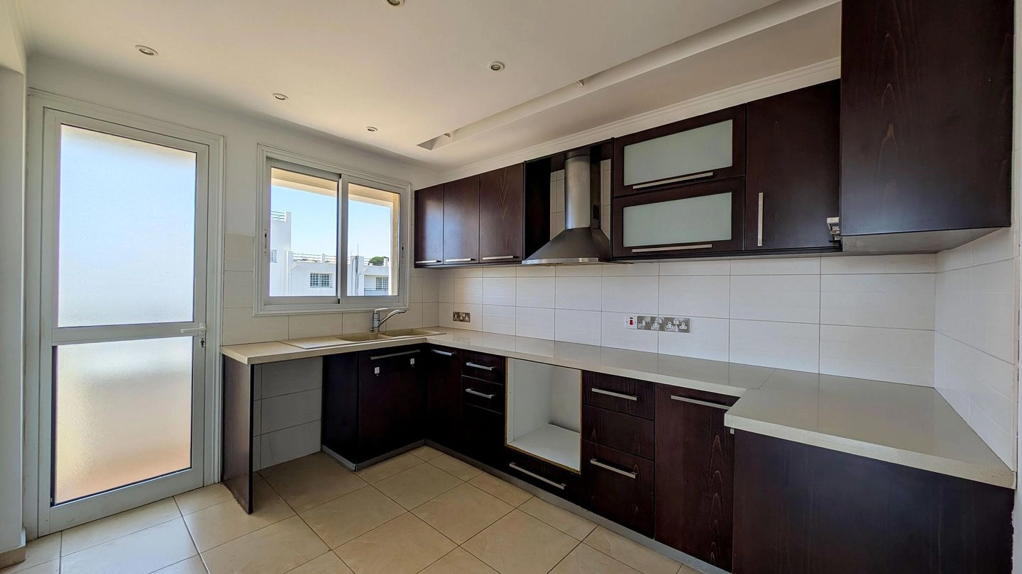2 Bedroom Apartment for Sale in Kolossi, Limassol District