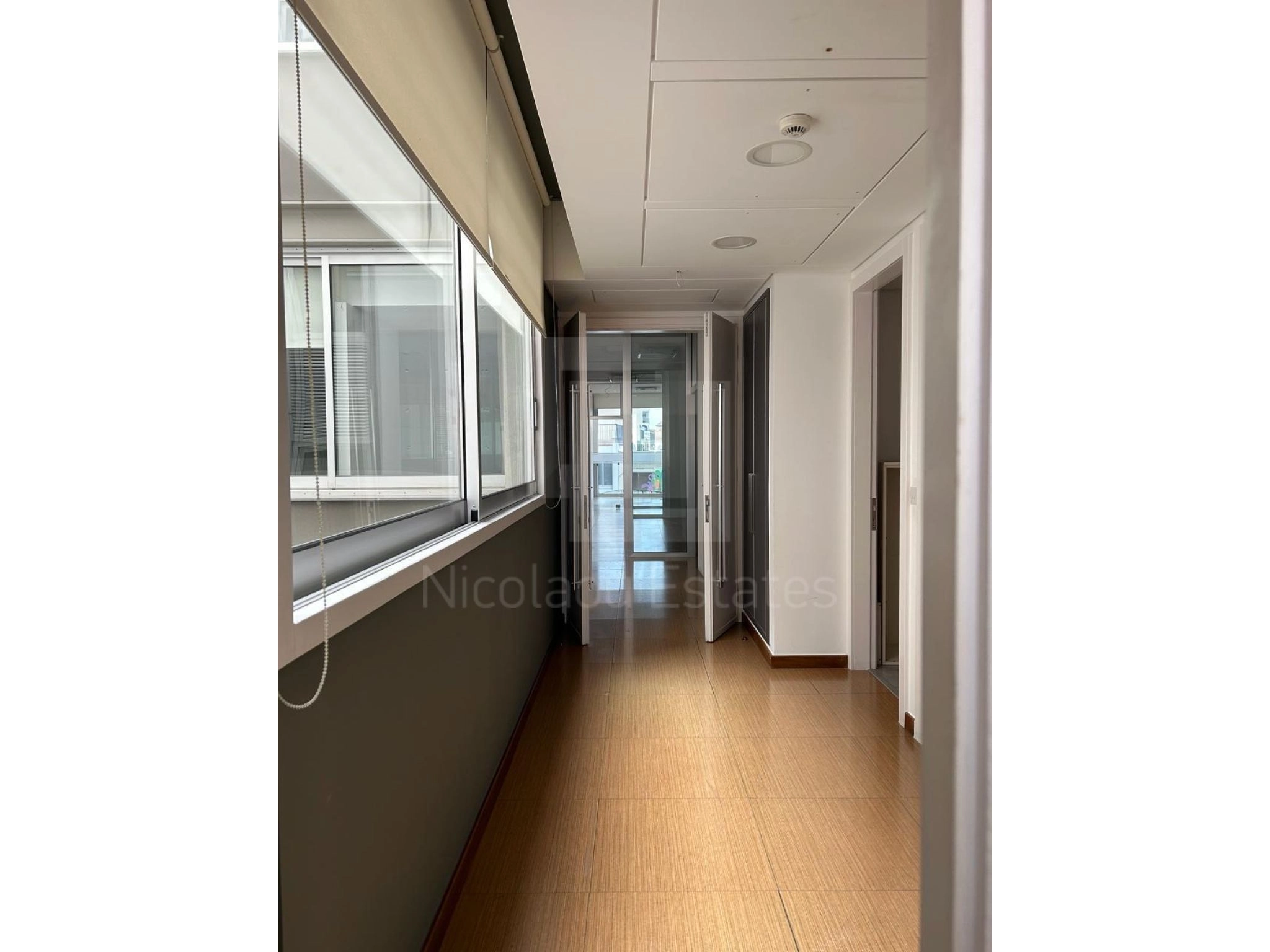 200m² Office for Rent in Limassol District