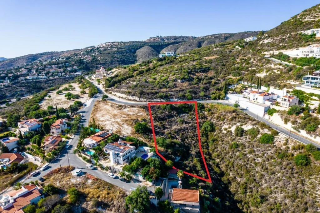 3,345m² Plot for Sale in Tala, Paphos District