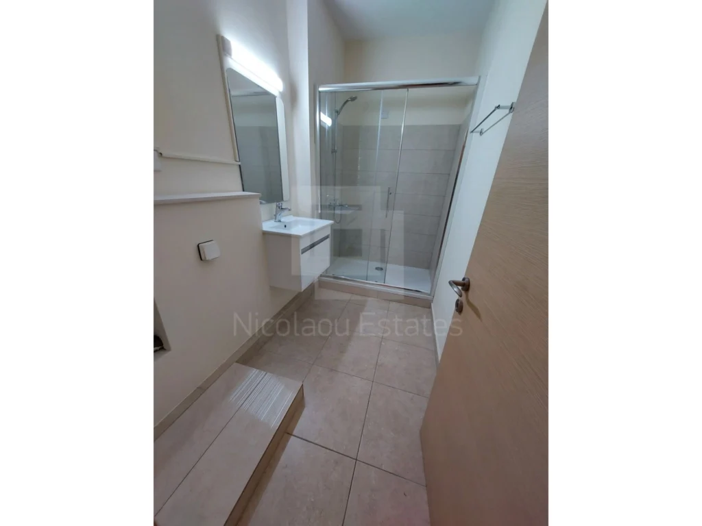 89m² Office for Rent in Limassol District