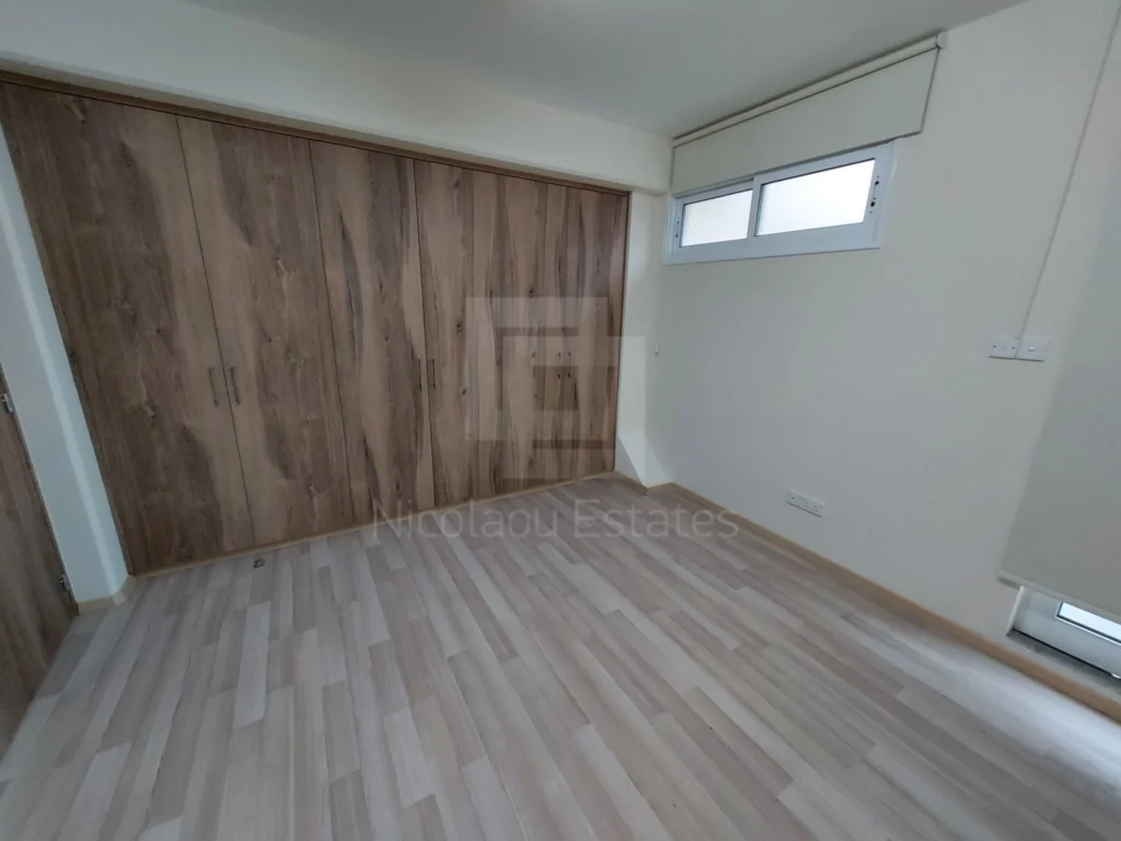 89m² Office for Rent in Limassol District