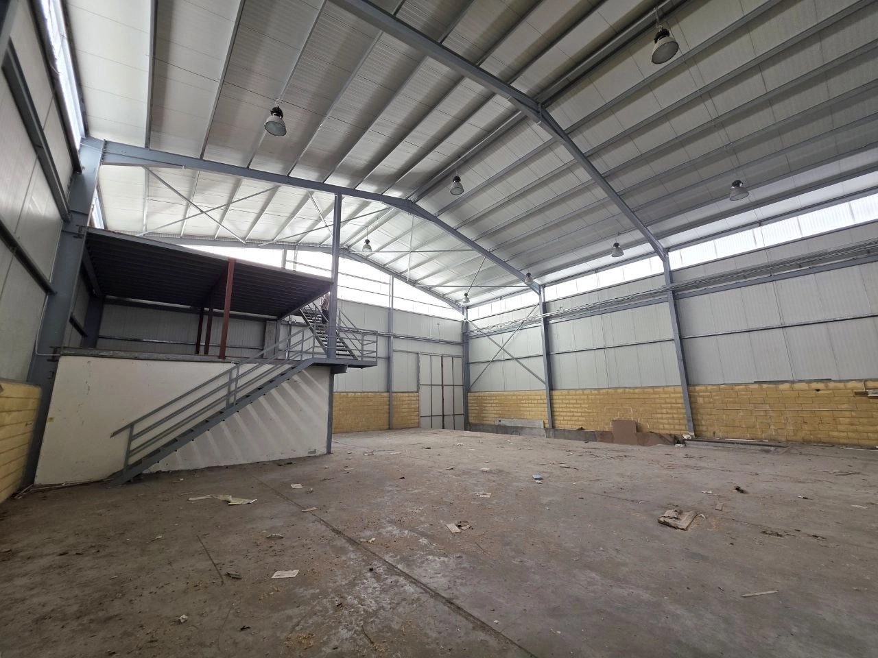 1960m² Office for Sale in Ypsonas, Limassol District