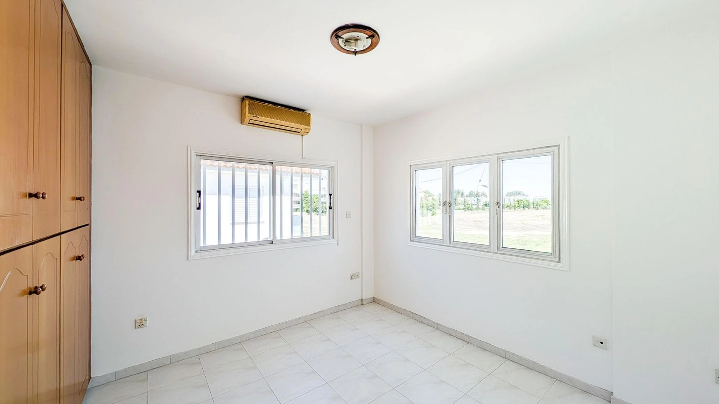 3 Bedroom House for Sale in Meneou, Larnaca District