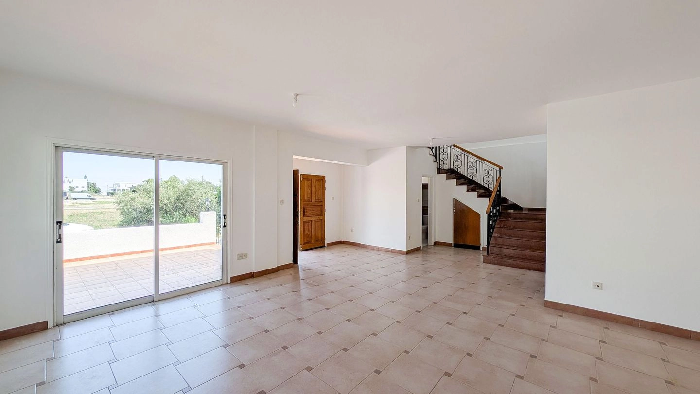 3 Bedroom House for Sale in Meneou, Larnaca District