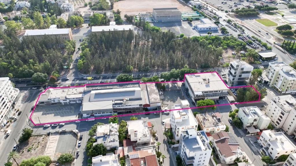 8,094m² Plot for Sale in Strovolos, Nicosia District