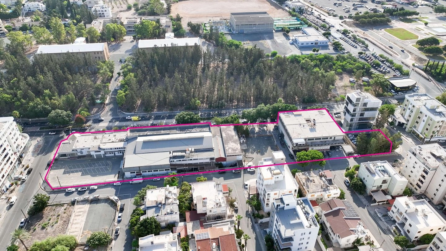 8,094m² Plot for Sale in Strovolos, Nicosia District