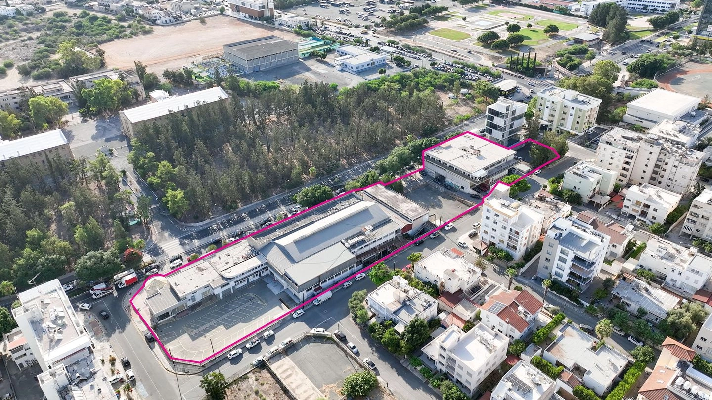 8,094m² Plot for Sale in Strovolos, Nicosia District