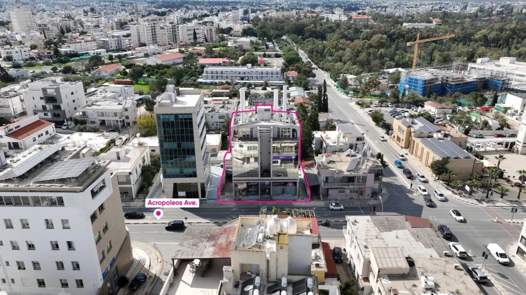 340m² Commercial for Sale in Strovolos, Nicosia District