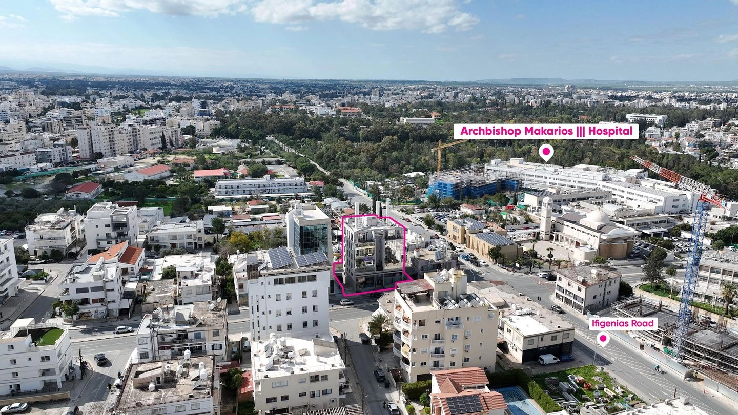340m² Commercial for Sale in Strovolos, Nicosia District