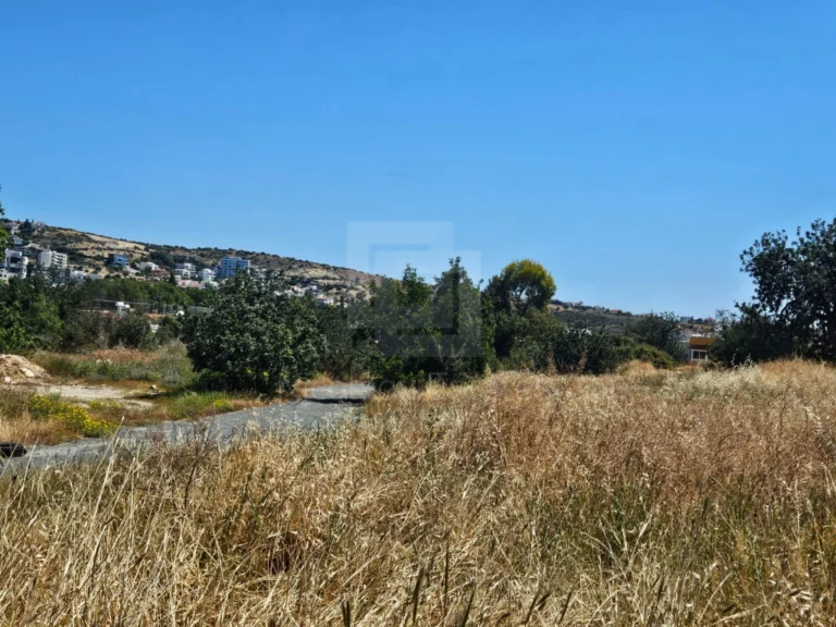 Οικόπεδο 3,085m² προς πώληση στην Επαρχία Λεμεσού