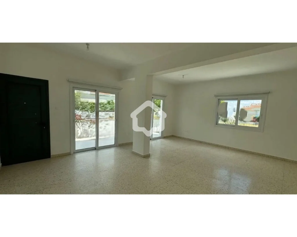 3 Bedroom House for Rent in Strovolos, Nicosia District
