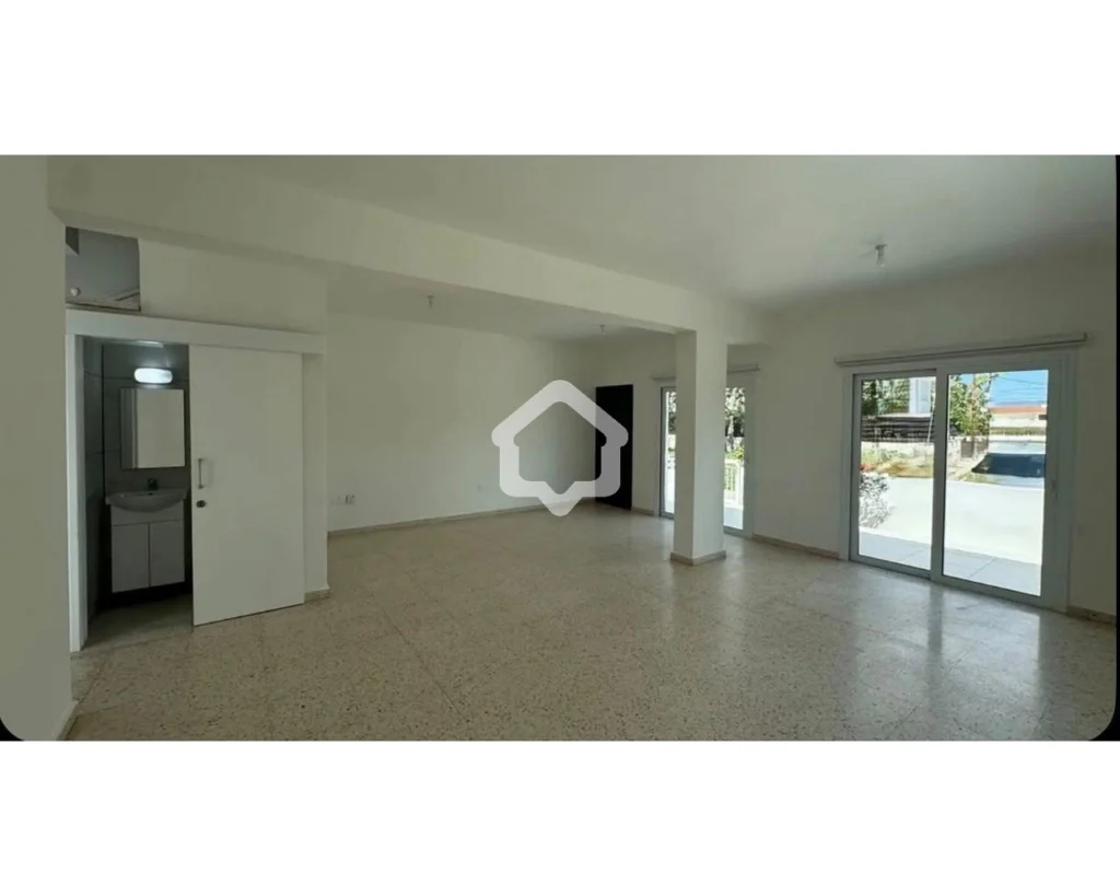 3 Bedroom House for Rent in Strovolos, Nicosia District