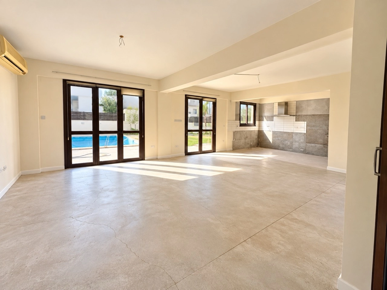 4 Bedroom House for Sale