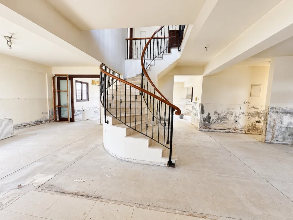 4 Bedroom House for Sale