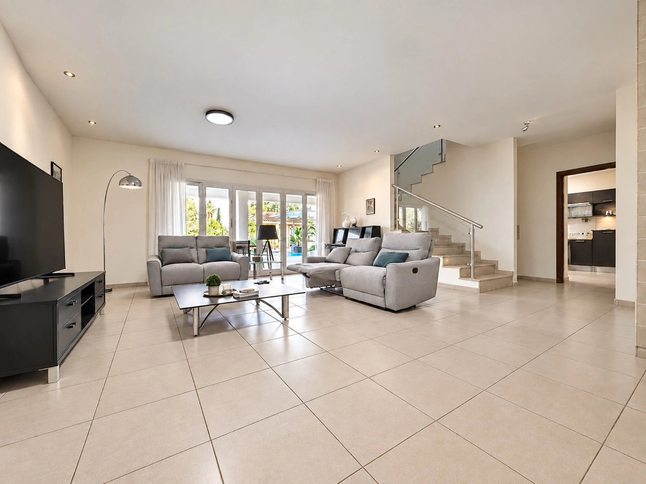 4 Bedroom House for Sale