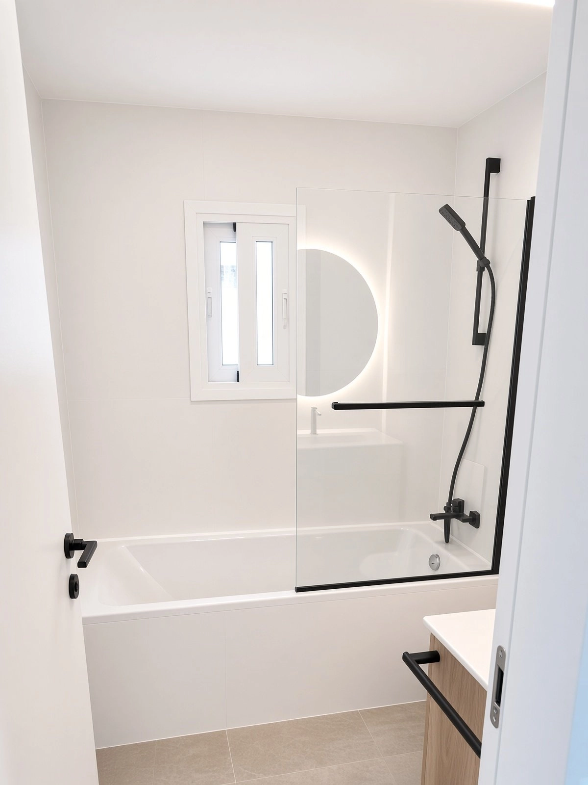 3 Bedroom Apartment for Rent in Limassol District