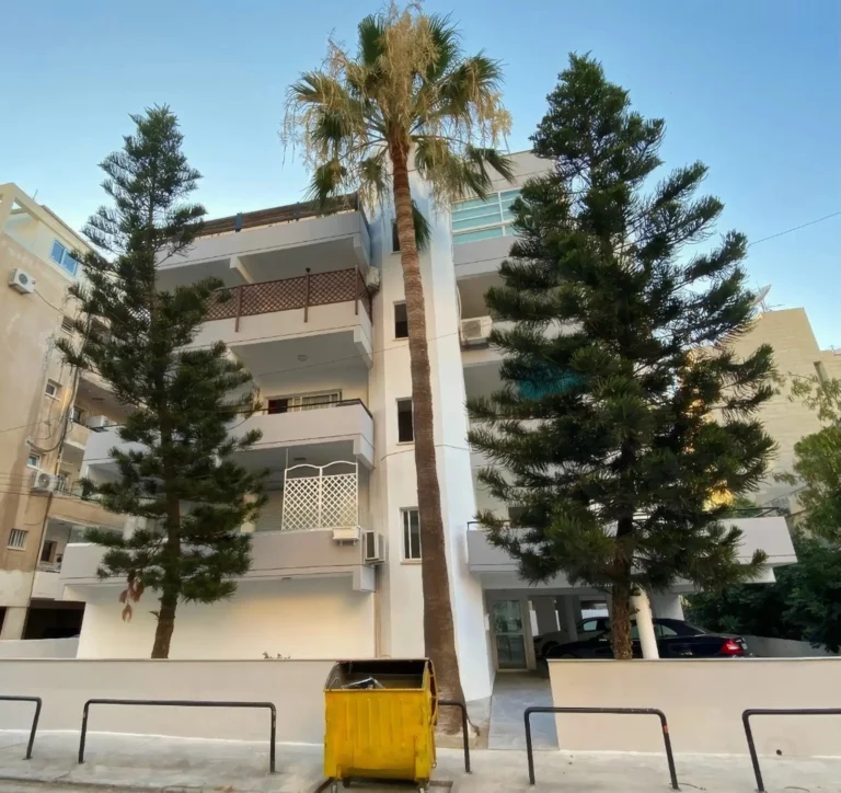 3 Bedroom Apartment for Rent in Limassol – Neapolis