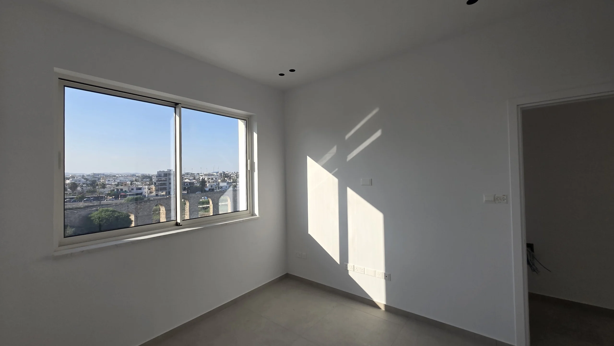 69m² Office for Rent in Kamares, Larnaca District