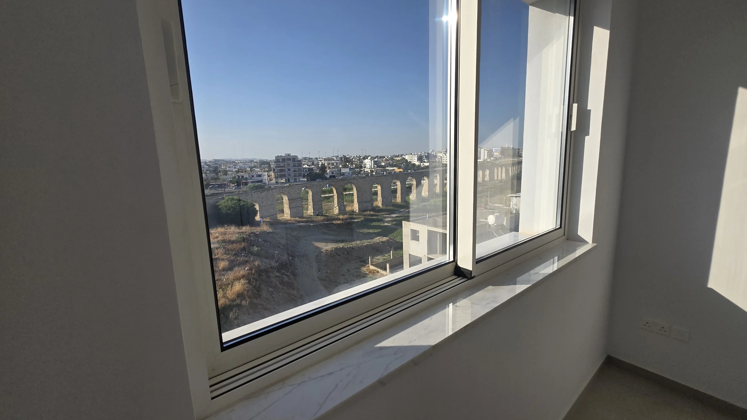 69m² Office for Rent in Kamares, Larnaca District