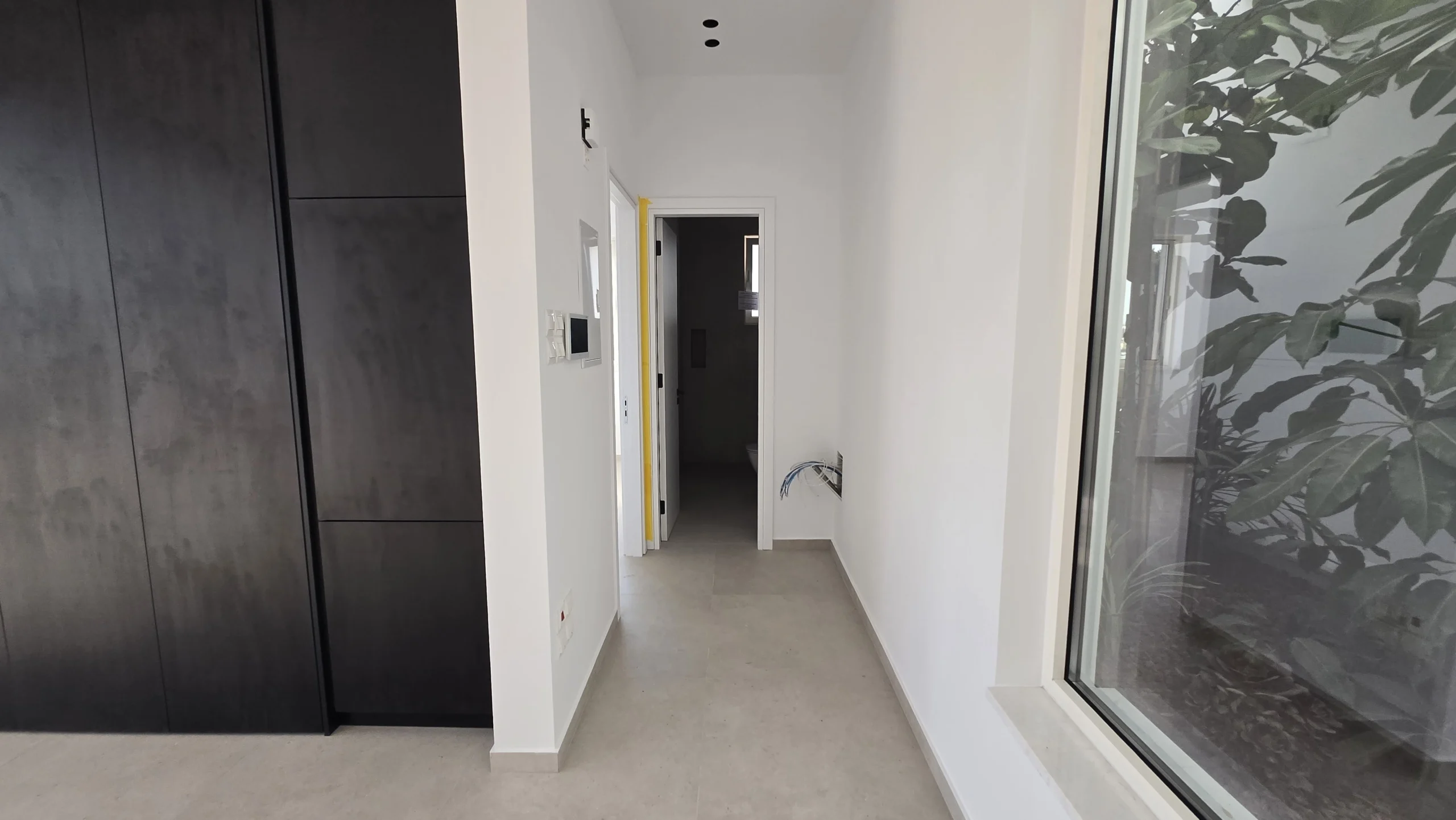 69m² Office for Rent in Kamares, Larnaca District