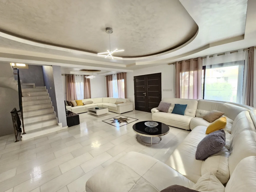 6+ Bedroom House for Rent in Germasogeia, Limassol District