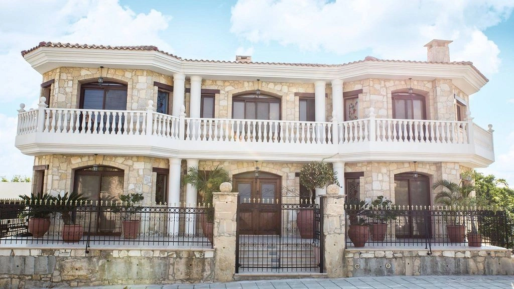 6+ Bedroom House for Sale in Limassol – Panthea