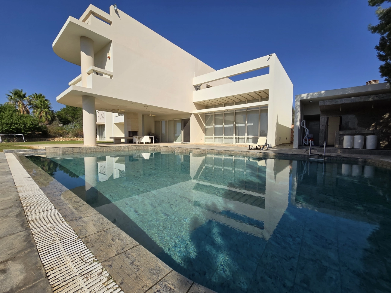 5 Bedroom House for Rent in Nisou, Nicosia District