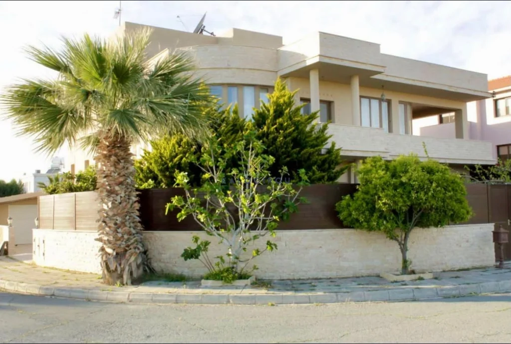 404m² Building for Sale in Kiti, Larnaca District