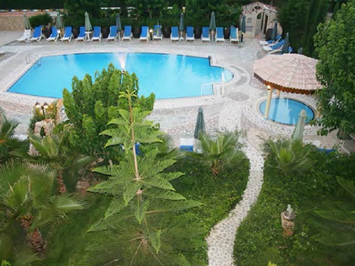 2600m² Building for Sale in Kato Paphos