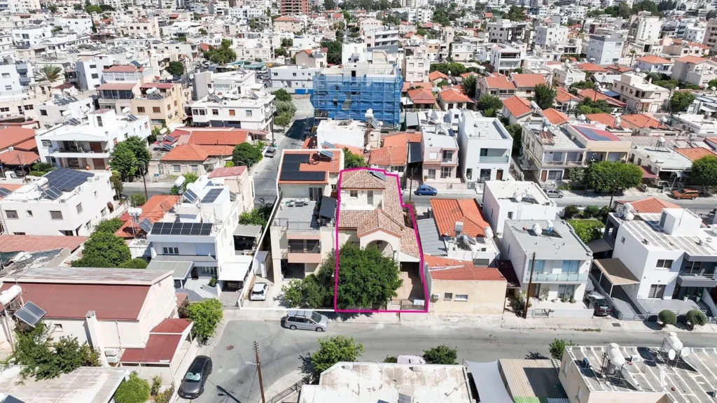 5 Bedroom House for Sale in Limassol – Apostolos Andreas