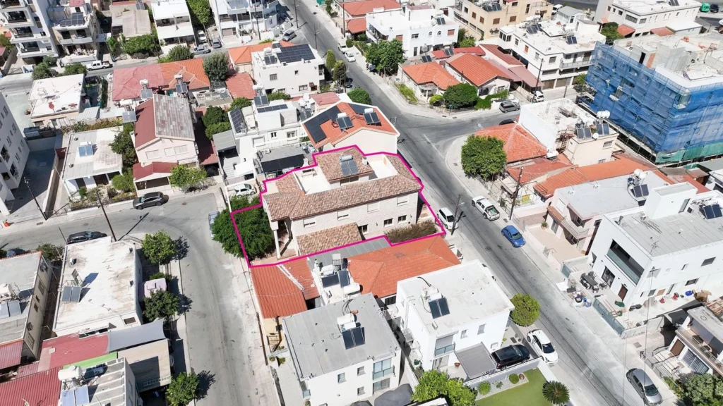 5 Bedroom House for Sale in Limassol – Apostolos Andreas