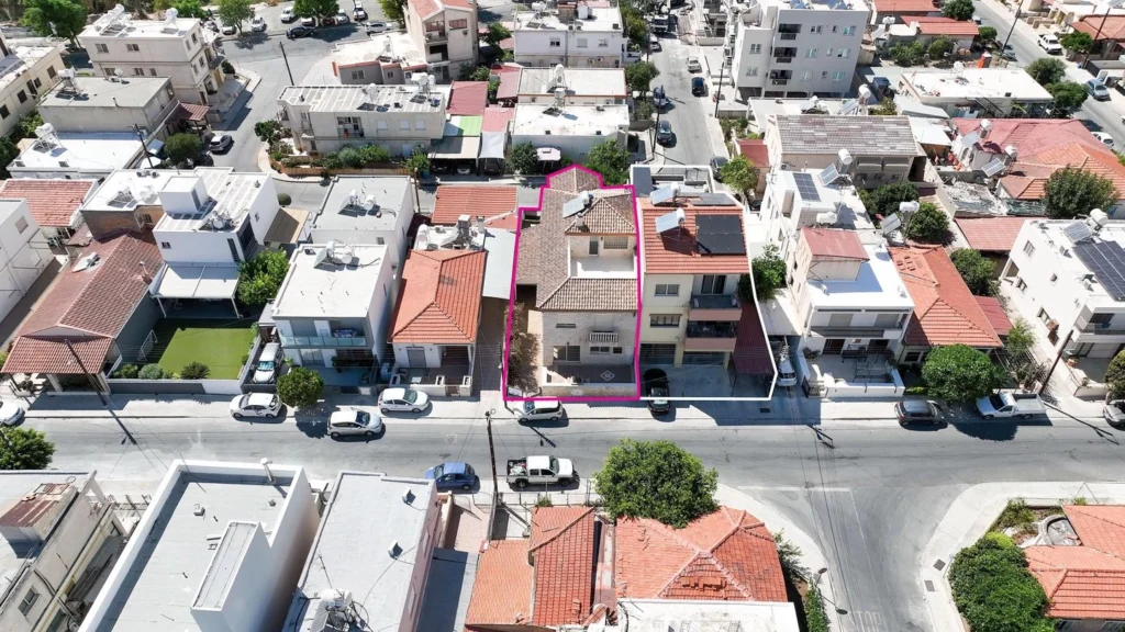 5 Bedroom House for Sale in Limassol – Apostolos Andreas