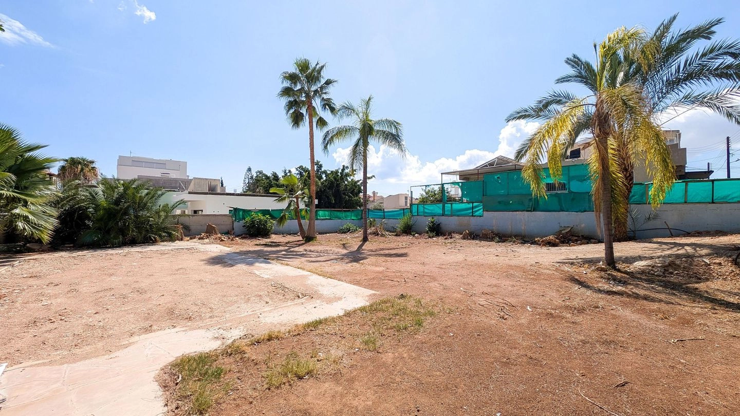 516m² Plot for Sale in Limassol District