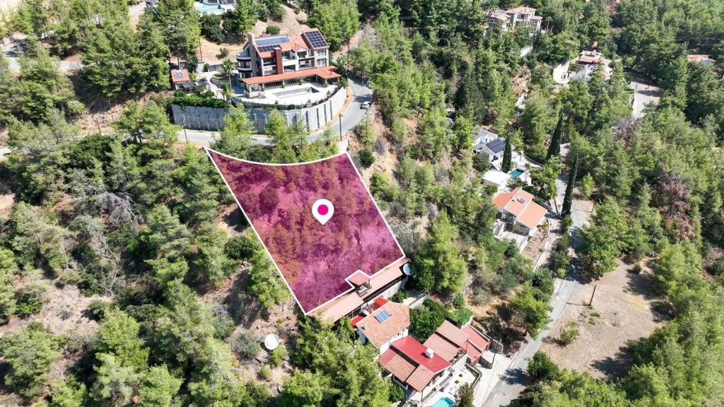 1,030m² Plot for Sale in Moniatis, Limassol District