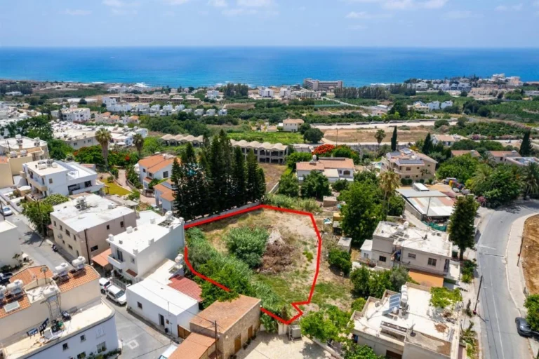 2,007m² Plot for Sale in Kissonerga, Paphos District