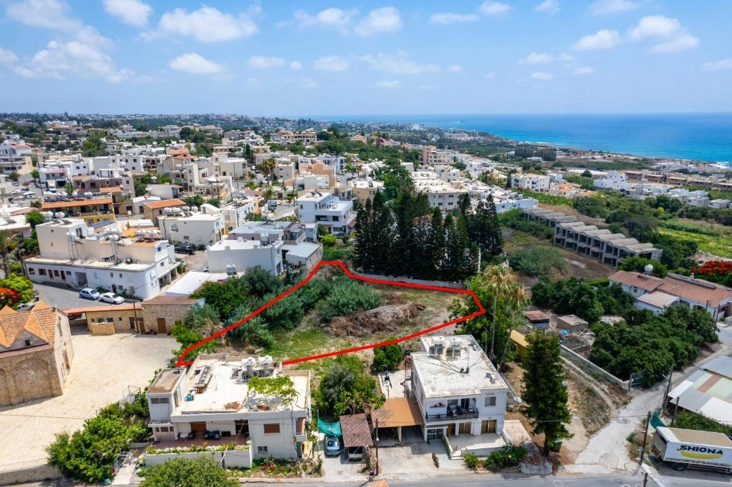2,007m² Plot for Sale in Kissonerga, Paphos District