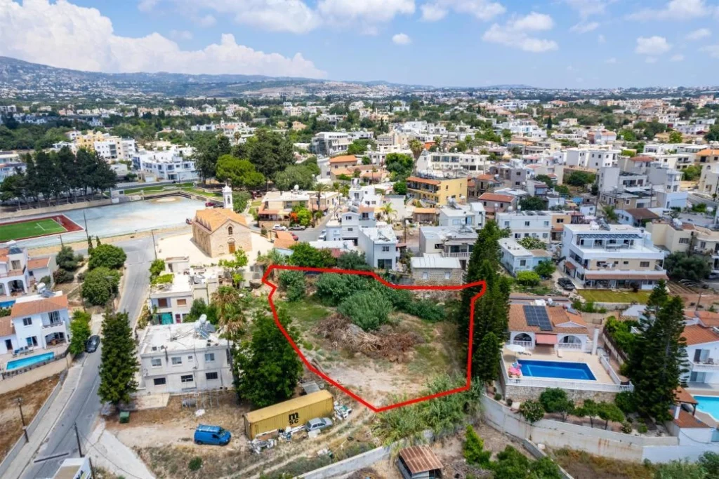 2,007m² Plot for Sale in Kissonerga, Paphos District
