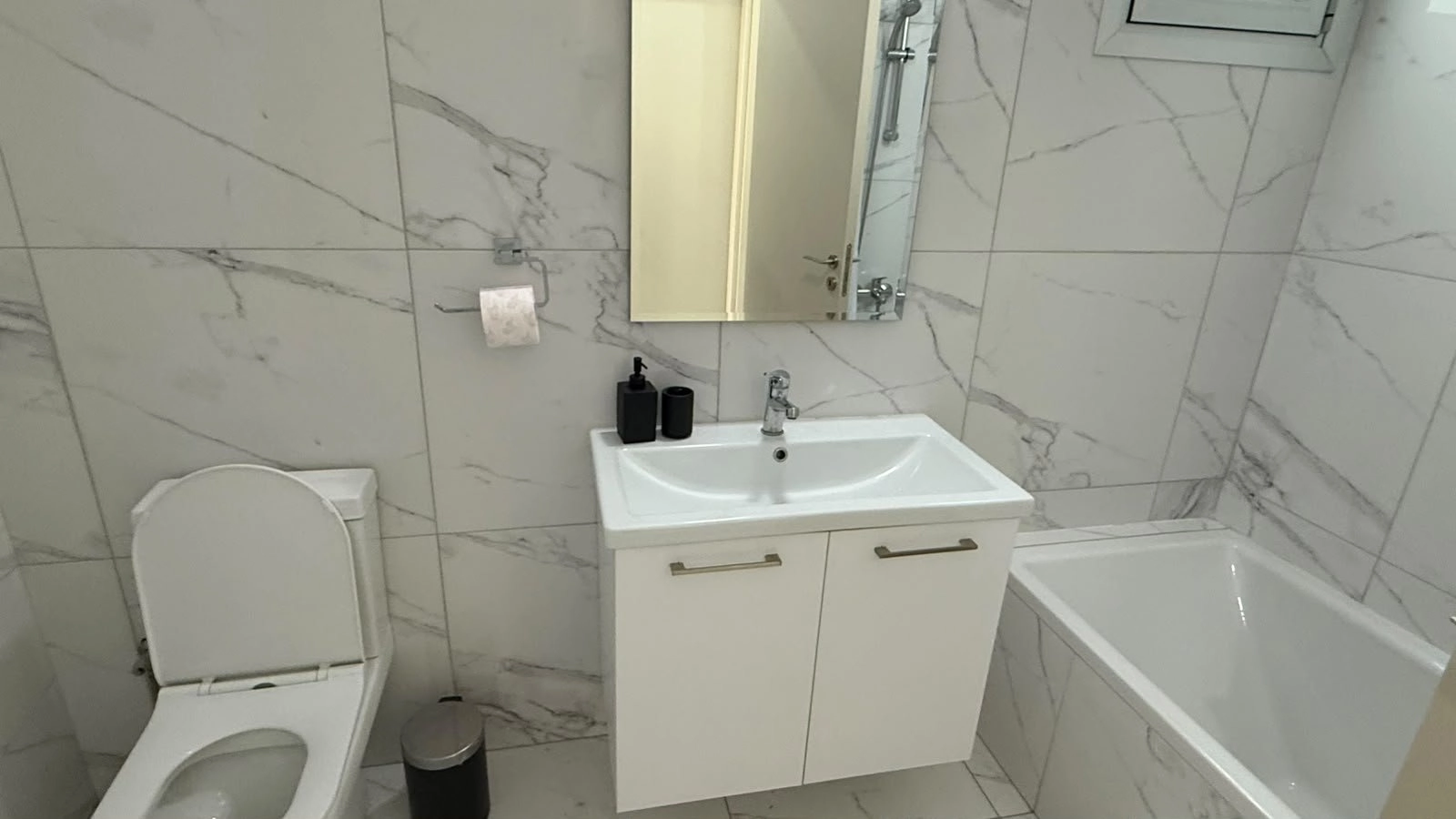 2 Bedroom Apartment for Rent in Kamares, Larnaca District