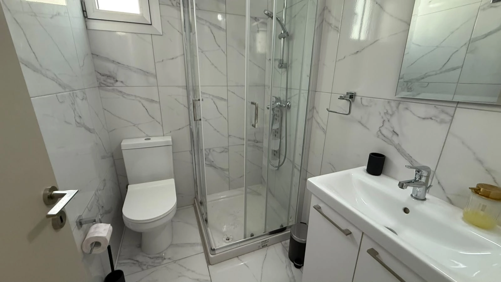 2 Bedroom Apartment for Rent in Kamares, Larnaca District