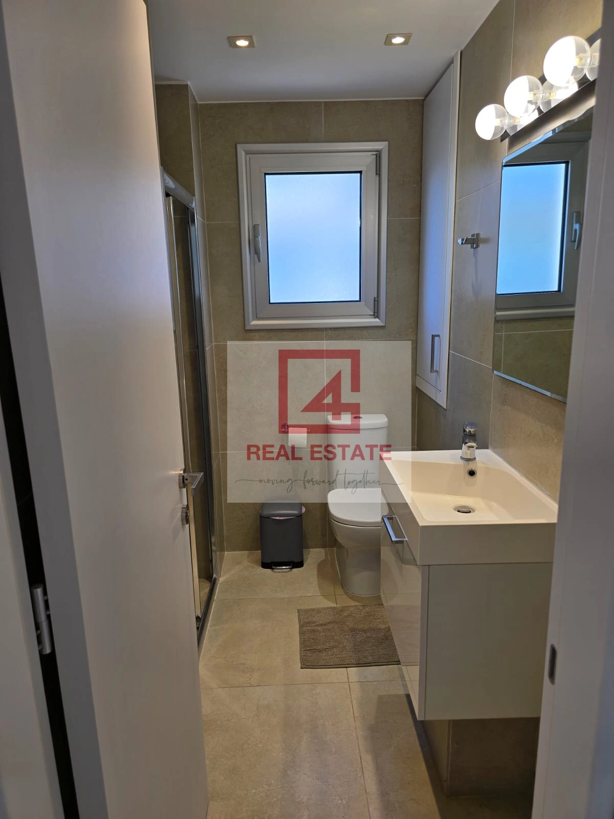 4 Bedroom Apartment for Rent
