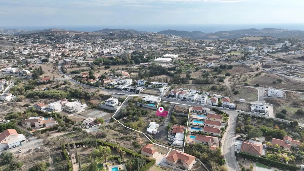 7,485m² Plot for Sale in Parekklisia, Limassol District