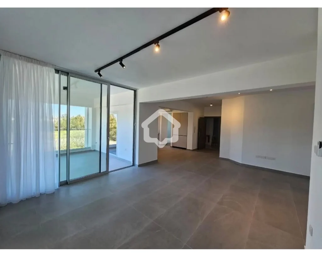 3 Bedroom Apartment for Rent in Strovolos, Nicosia District