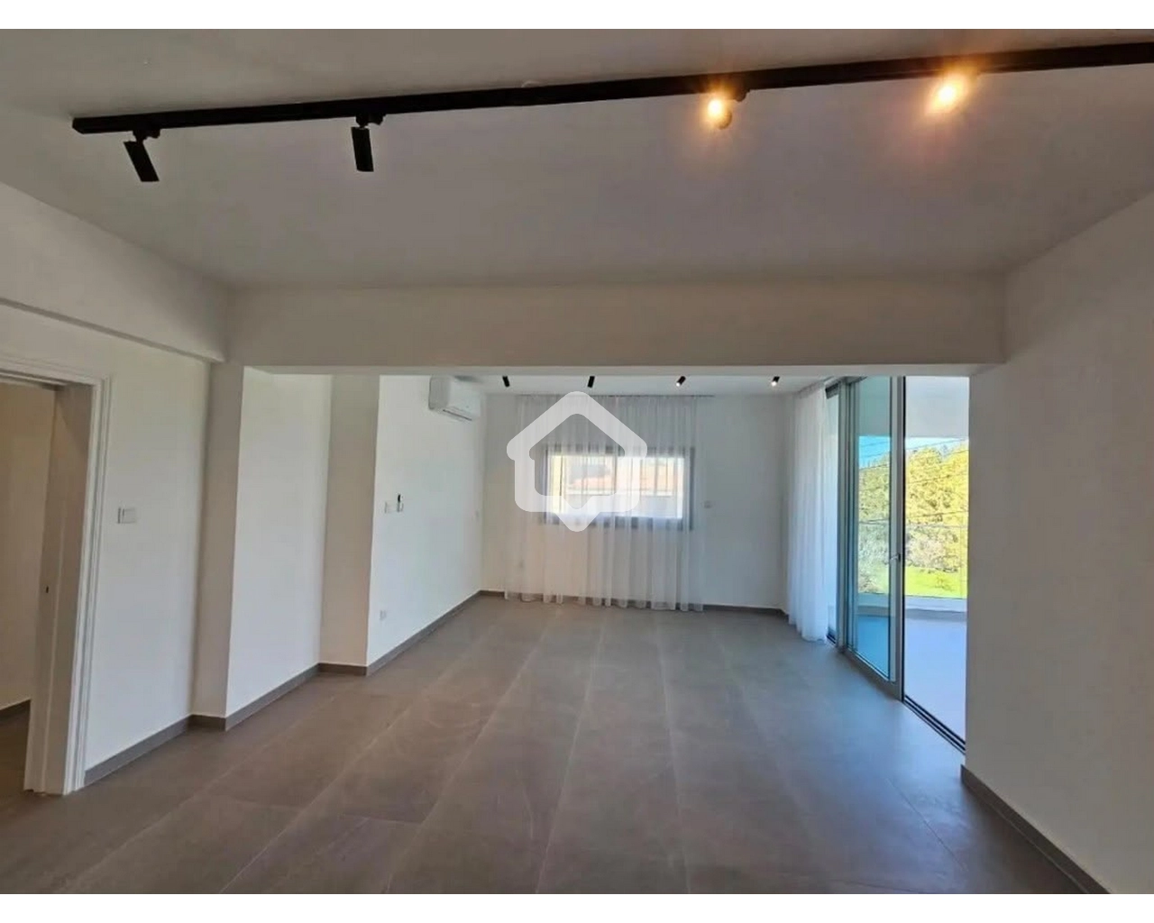 3 Bedroom Apartment for Rent in Strovolos, Nicosia District