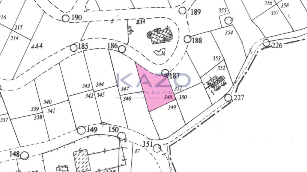 1,030m² Plot for Sale in Moniatis, Limassol District