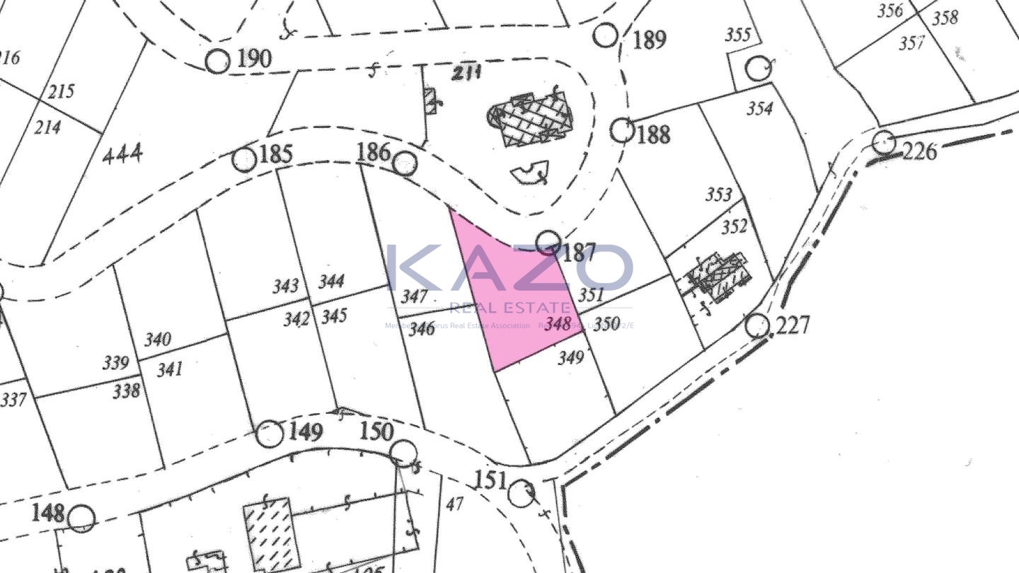 1,030m² Plot for Sale in Moniatis, Limassol District